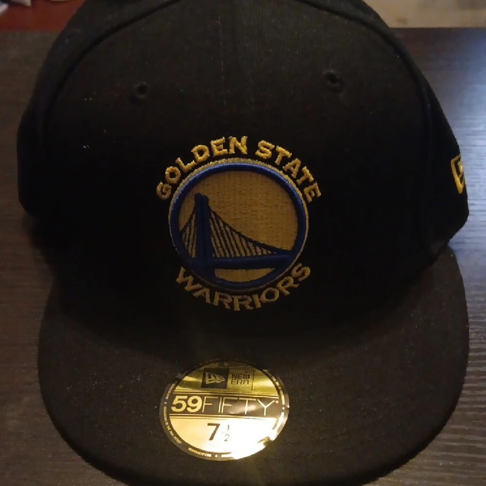 New Era Black and Gold Warriors Cap - Picture 1 of 3